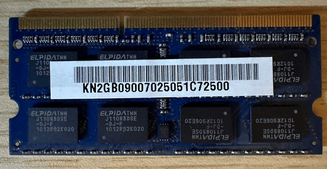 RAM: Elpida-2GB-2Rx8-PC3-10600S