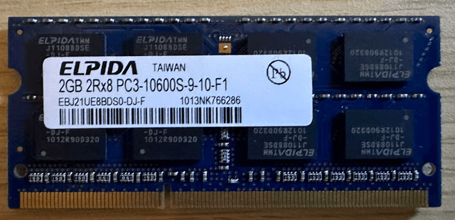 RAM: Elpida-2GB-2Rx8-PC3-10600S